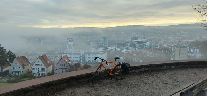 mein Fahrrad an der Aussichtsplattform Birkenwaldstraße